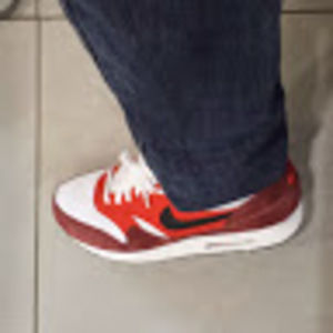 Meet your Posher, Kelvin joel